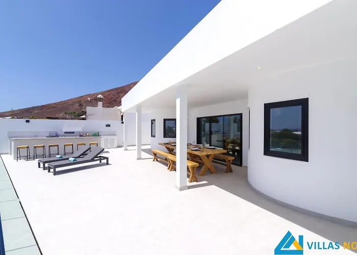 236 - Casa Yasmine By Now Ltd וילה פלאיה בלנקה